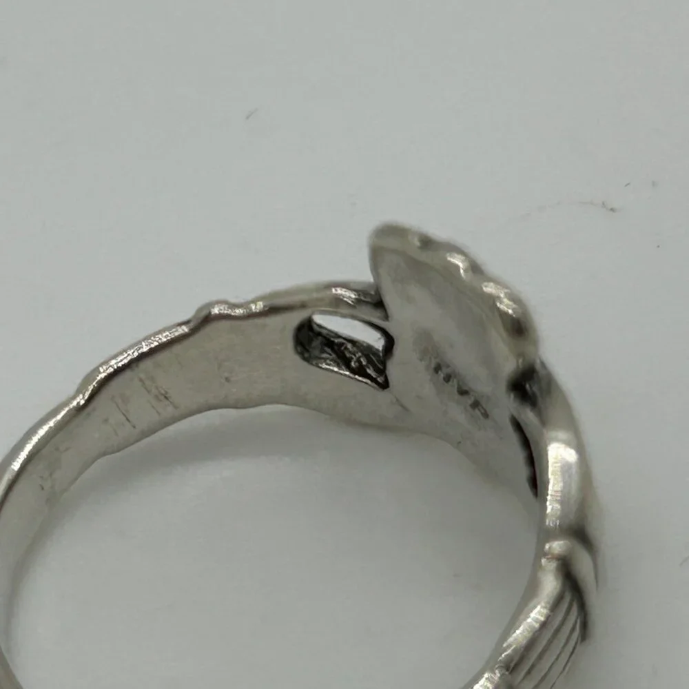 Vintage Sterling Silver Claddagh Ring Irish Celtic Jewelry Signed HVP 925 Size 6 - Picture 8 of 11